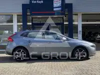 2016 Volvo V40