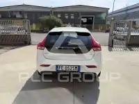 2016 Volvo V40
