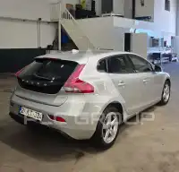 2016 Volvo V40