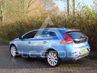 2016 Volvo V40