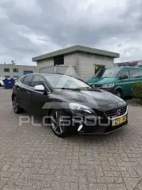 2016 Volvo V40