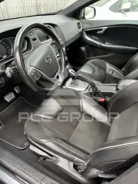 2016 Volvo V40