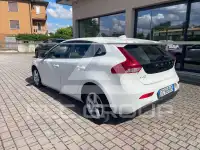 2016 Volvo V40