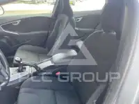 2016 Volvo V40