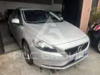 2016 Volvo V40