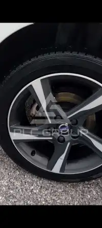 2016 Volvo V40