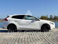 2016 Volvo V40