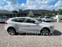 2016 Volvo V40