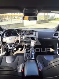 2016 Volvo V40