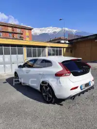 2016 Volvo V40