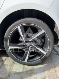 2016 Volvo V40