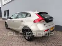 2016 Volvo V40