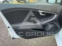 2016 Volvo V40