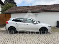 2016 Volvo V40