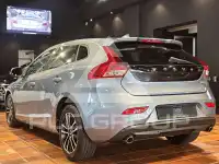 2016 Volvo V40