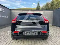 2016 Volvo V40