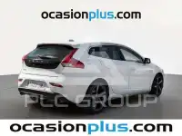 2016 Volvo V40
