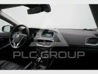 2016 Volvo V40