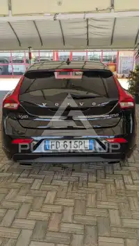 2016 Volvo V40