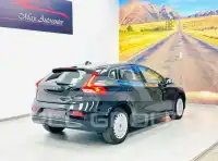 2016 Volvo V40