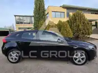 2016 Volvo V40