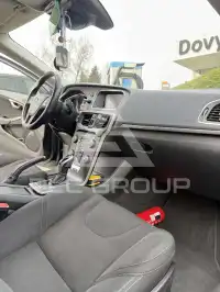 2016 Volvo V40