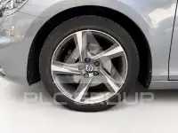 2016 Volvo V40