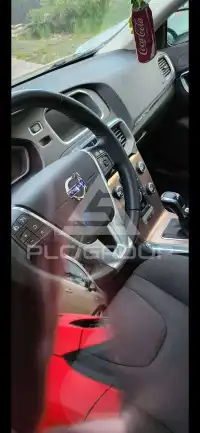 2016 Volvo V40