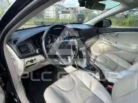2016 Volvo V40