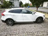 2016 Volvo V40
