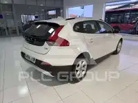 2016 Volvo V40