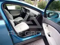 2016 Volvo V40