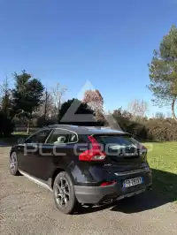 2016 Volvo V40