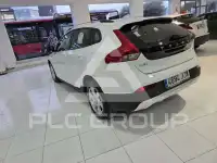 2016 Volvo V40