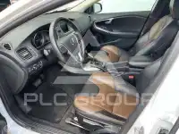 2016 Volvo V40