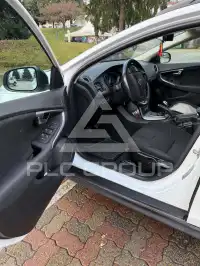 2016 Volvo V40