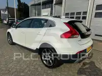 2016 Volvo V40