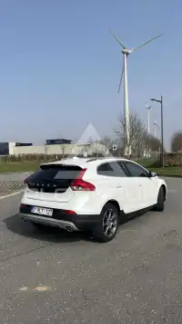 2016 Volvo V40