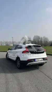 2016 Volvo V40