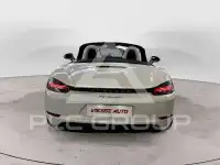 2016 Porsche 718