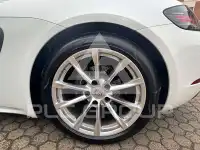 2016 Porsche 718