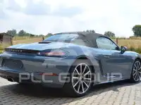 2016 Porsche 718