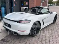 2016 Porsche 718