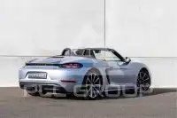 2016 Porsche 718