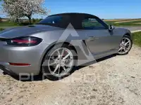 2016 Porsche 718