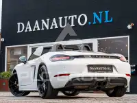 2016 Porsche 718