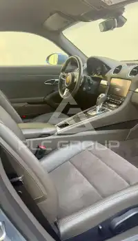 2016 Porsche 718