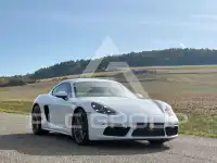 2016 Porsche Cayman