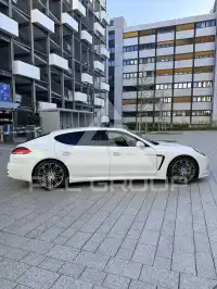 2016 Porsche Panamera