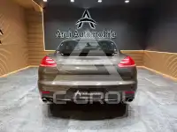 2016 Porsche Panamera